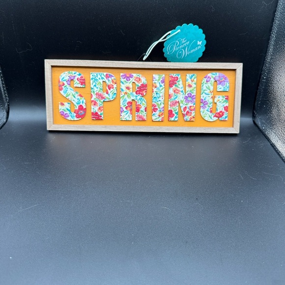 The Pioneer Woman Other - The Pioneer Woman Floral SPRING Wall Decor